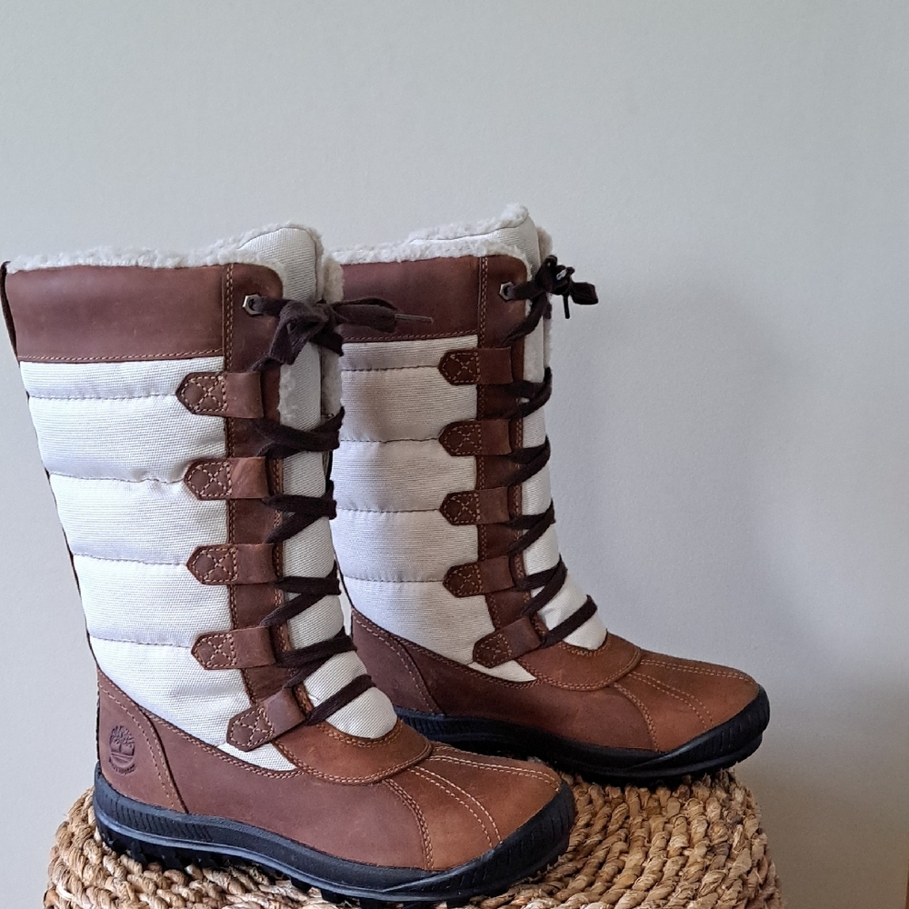 NWOT Timberland Womens   Mt. Holly‎ Tall Winter Insulated/Waterproof Boots S-7.5